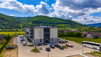 Hotel Zyndrama, Poland III